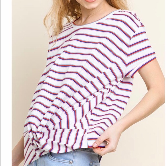 Umgee Tops - 🎉HP🎉Striped Short Sleeve Top w/ Gathered Detail